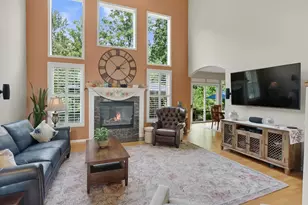 8541 Lone Meadow Ct, Howell, MI 48843 - Photo 33