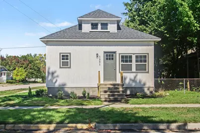 1201 Slayton Avenue, Grand Haven, MI 49417 - Photo 1