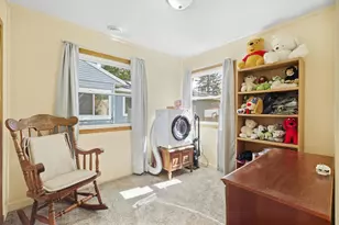 1083 Amity Ave, Muskegon, MI 49442 - Photo 9