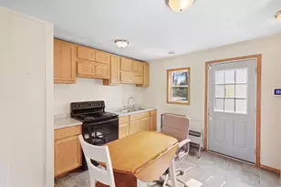 1083 Amity Ave, Muskegon, MI 49442 - Photo 7