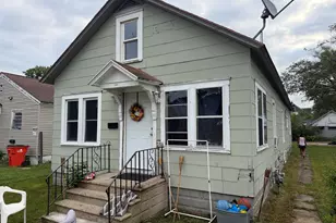 981 Pearl St, Benton Harbor, MI 49022 - Photo 1