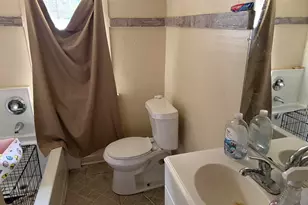 185 Hastings Ave, Benton Harbor, MI 49022 - Photo 5