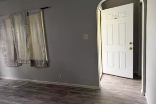 1339 Jennings Ave, Benton Harbor, MI 49022 - Photo 3