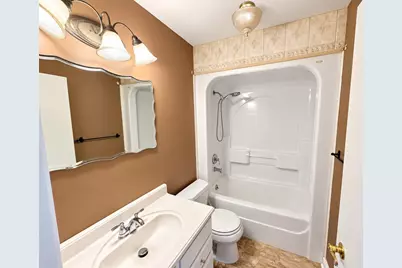 707 Garland Circle, Kalamazoo, MI 49008 - Photo 7