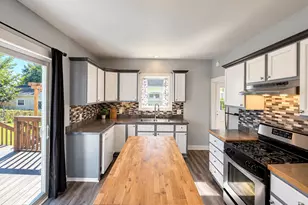 1224 Valley Ave NW, Grand Rapids, MI 49504 - Photo 5