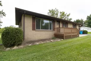 1926 W Hinchman Rd, Baroda, MI 49101 - Photo 3
