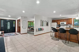 12890 Woodhaven Dr, Grand Haven, MI 49417 - Photo 19