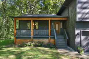 12890 Woodhaven Dr, Grand Haven, MI 49417 - Photo 3