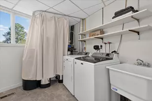 3265 N Maple Rd, Ann Arbor, MI 48105 - Photo 51