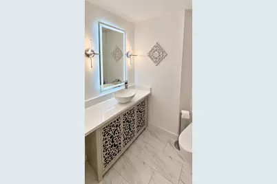 3565 Port Cove Drive #67, Waterford, MI 48328 - Photo 11