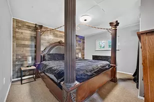 705 S Clinton St, Charlotte, MI 48813 - Photo 13