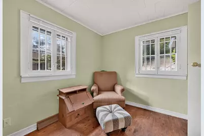 705 S Clinton Street, Charlotte, MI 48813 - Photo 11