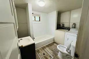 767 W Southern Ave, Muskegon, MI 49441 - Photo 9