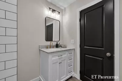 3962 Ivanrest Avenue SW, Grandville, MI 49418 - Photo 17