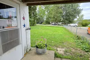 6023 Keigley St, Coloma, MI 49038 - Photo 31