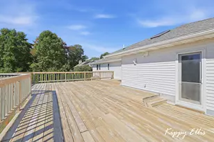 16064 Lincoln St, Grand Haven, MI 49417 - Photo 9