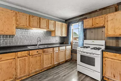 202 E Arbor Street, Marcellus, MI 49067 - Photo 5