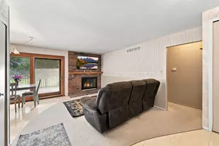 20461 Roche Rd, Trenton, MI 48183 - Photo 5