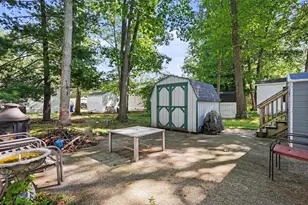13554 Pinewood Dr, Grand Haven, MI 49417 - Photo 25