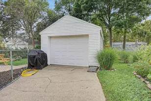 316 Cox Blvd, Lansing, MI 48910 - Photo 3