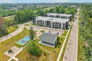 2675 Burton Rd, Ann Arbor, MI 48104 - Photo 49