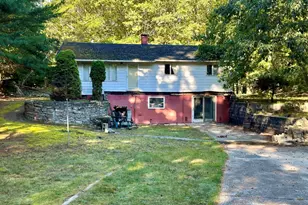 2439 N Lakeshore Dr, Ludington, MI 49431 - Photo 15