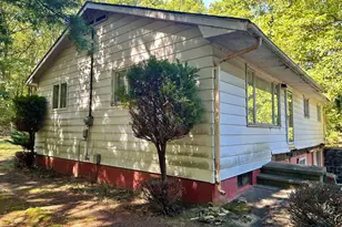 2439 N Lakeshore Dr, Ludington, MI 49431 - Photo 1