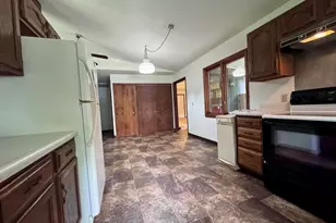 9540 Crawford Rd, Reading, MI 49274 - Photo 7