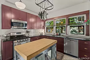 62 W 11th St, Holland, MI 49423 - Photo 23