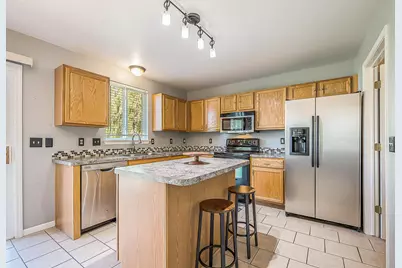 7191 Roxbury Drive, Ypsilanti, MI 48197 - Photo 11