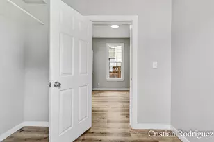 243 Fairbanks St NE, Grand Rapids, MI 49503 - Photo 27
