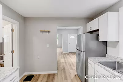 243 Fairbanks Street NE, Grand Rapids, MI 49503 - Photo 15