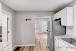 243 Fairbanks St NE, Grand Rapids, MI 49503 - Photo 15