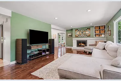 125 E Hamilton Lane, Battle Creek, MI 49015 - Photo 3