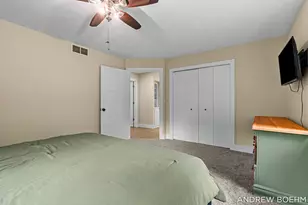 640 Old Orchard Rd, Holland, MI 49423 - Photo 17