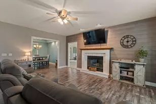 23099 S Shore Dr, Edwardsburg, MI 49112 - Photo 11