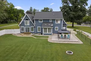 23099 S Shore Dr, Edwardsburg, MI 49112 - Photo 9