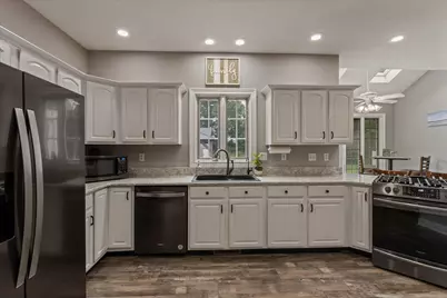 23099 South Shore Drive, Edwardsburg, MI 49112 - Photo 15