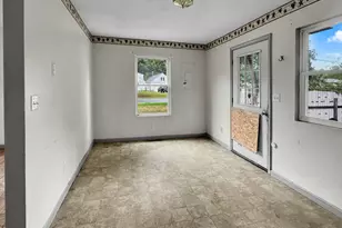 912 E James St, White Cloud, MI 49349 - Photo 9