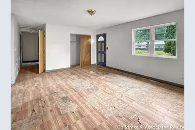 912 E James Street, White Cloud, MI 49349 - Photo 13