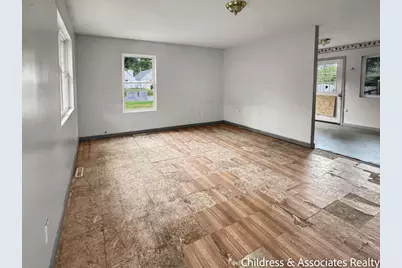 912 E James Street, White Cloud, MI 49349 - Photo 7