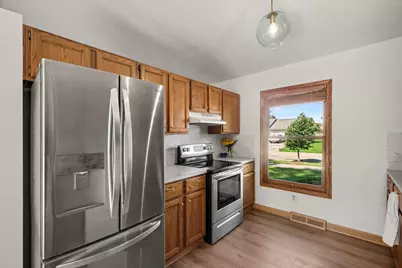 918 N Park Court NE, Grand Rapids, MI 49525 - Photo 9