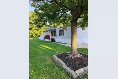 4484 Gardens Boulevard NW, Grand Rapids, MI 49534 - Photo 3