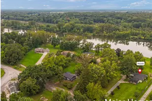 10383 N Cedar Dr, Grand Haven, MI 49417 - Photo 1