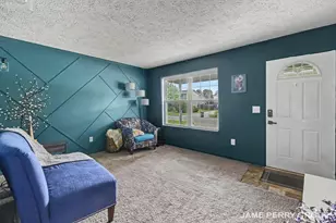 1192 Porter Dr, Charlotte, MI 48813 - Photo 3