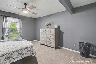 1192 Porter Dr, Charlotte, MI 48813 - Photo 9