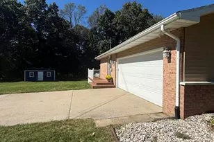 6817 Springbrook Ln, Kalamazoo, MI 49004 - Photo 3