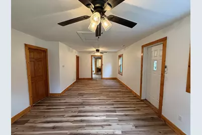 305 E Elizabeth Street, Albion, MI 49224 - Photo 9