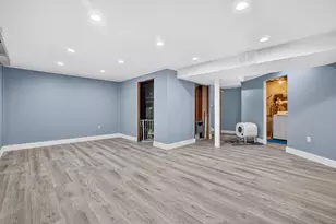 261 Heritage Commons St SE, Grand Rapids, MI 49503 - Photo 13