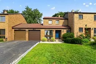 261 Heritage Commons St SE, Grand Rapids, MI 49503 - Photo 1